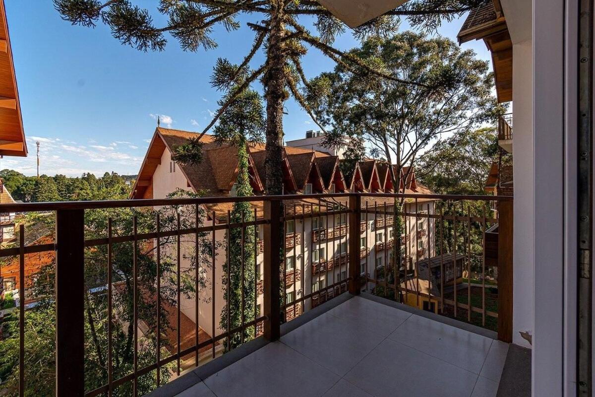 Rosa Edificio Casa De Pedra Apartment Gramado Bagian luar foto